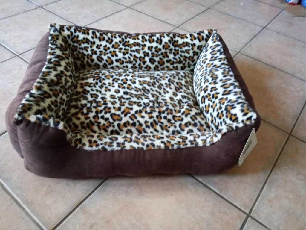 cama perro cuadrada